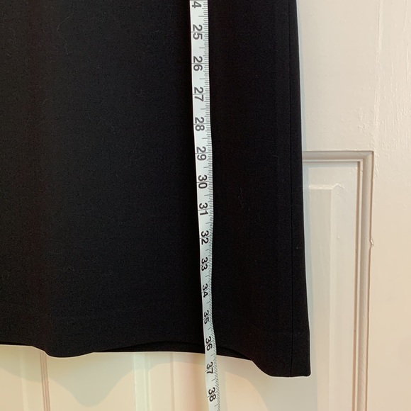 Ann Taylor, sleeveless, simple black dress, size 6P - Picture 9 of 10